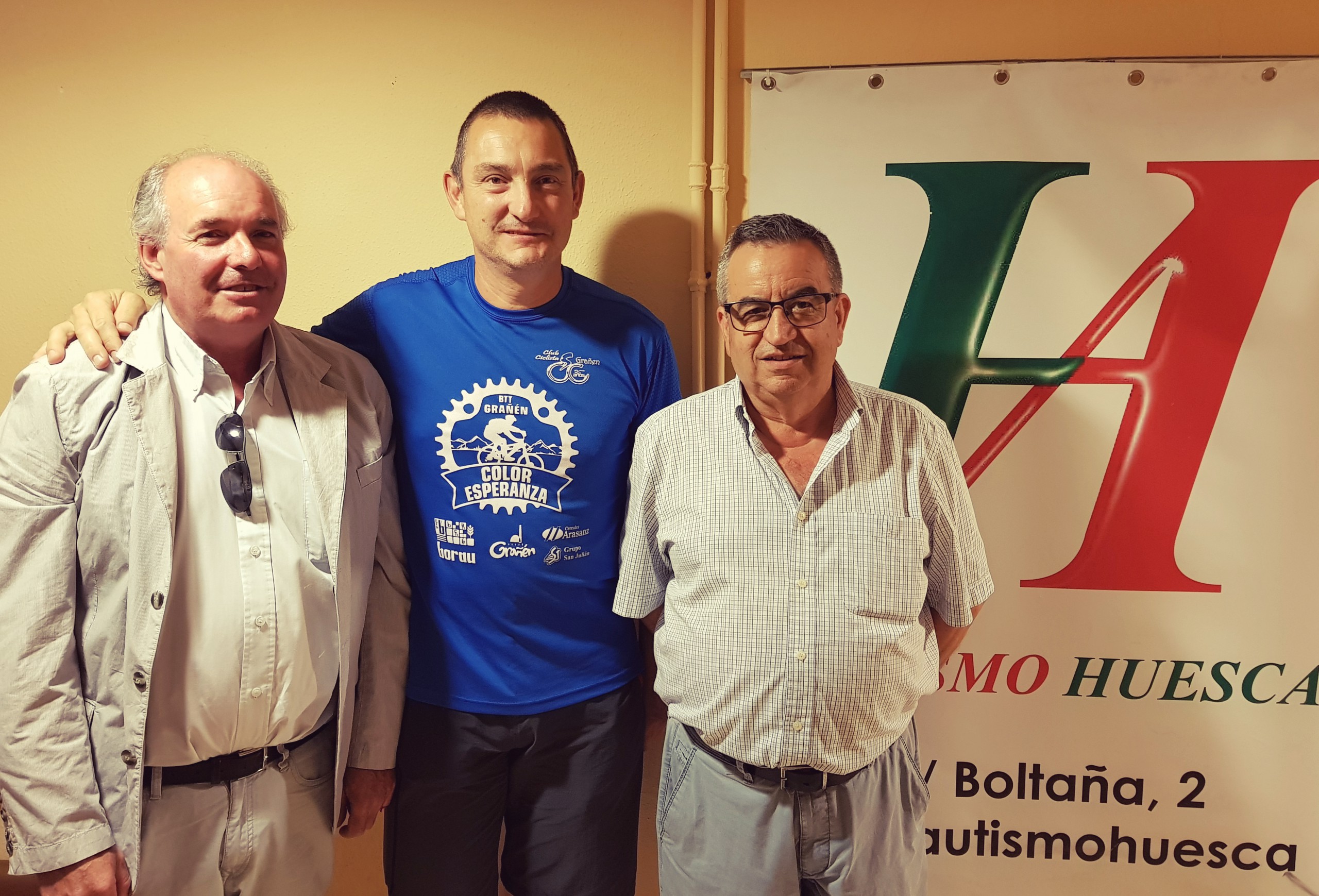 foto_junta_directiva_autismo_huesca