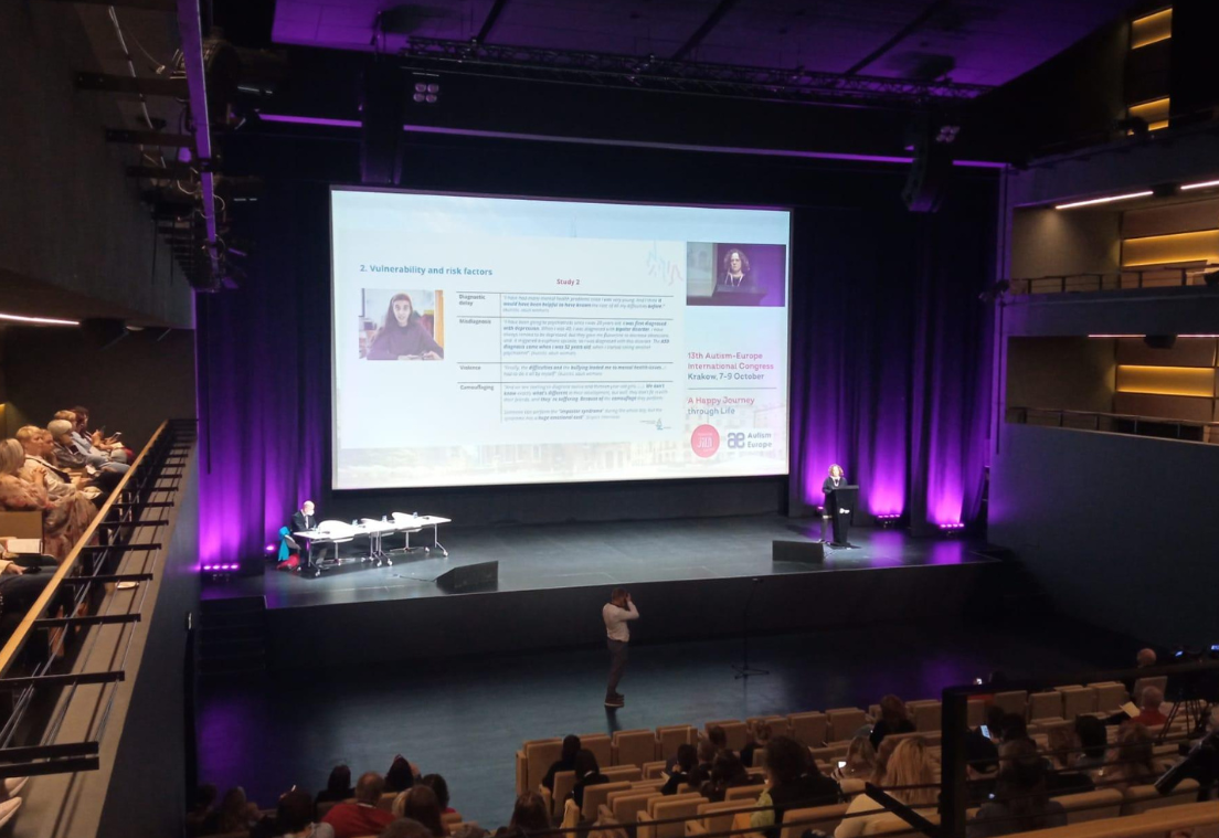 Ponencia de Ruth Vidriales en el Congreso Autismo Europa