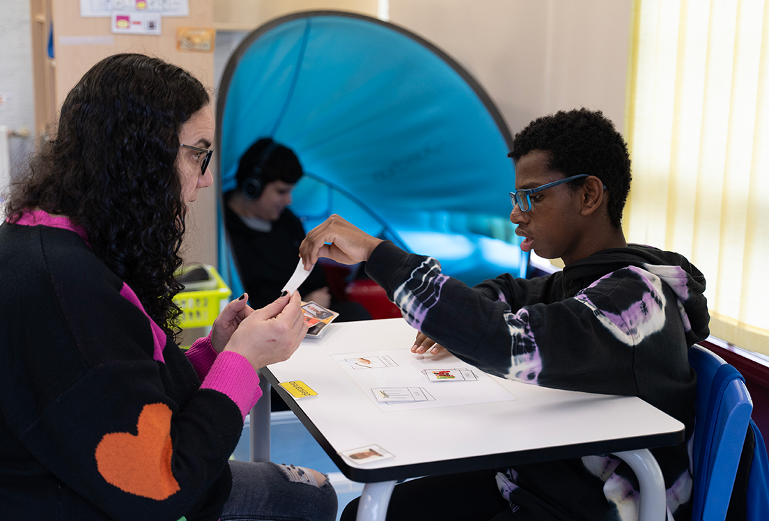 Ministerio de Educación renueva protocolo Autismo de actuación