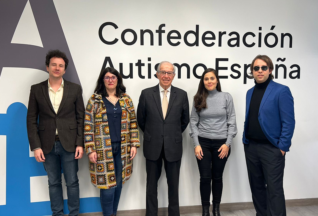 Fotografía de los participantes presenciales de la jornada: Guillermo Benito, Eva García, Manuel Nevado, Beatriz García y Johann Sebastian Salvatori