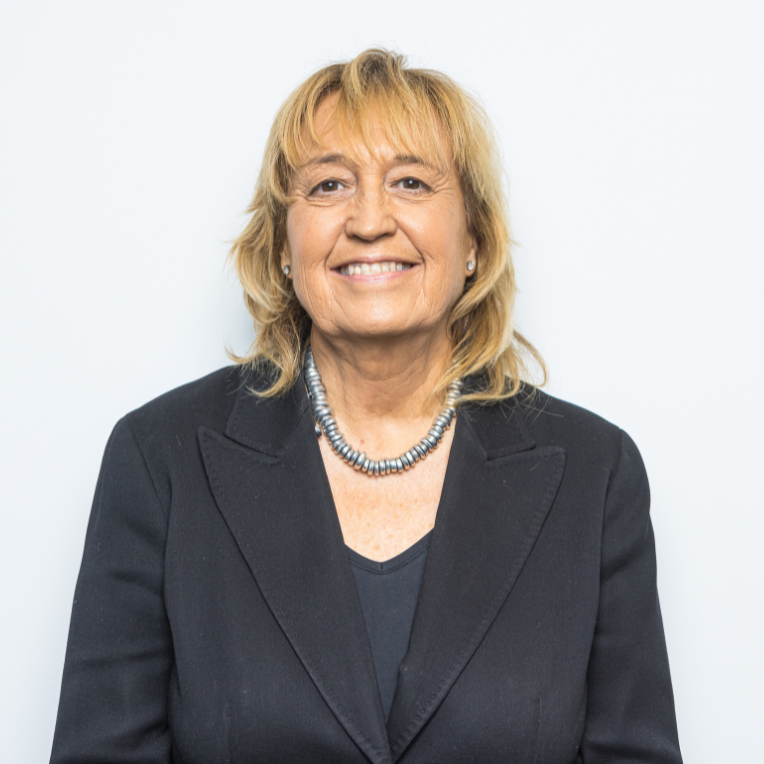 Fotografía de la vocal de la Junta Directiva de Autismo España, Marta Roca Fina