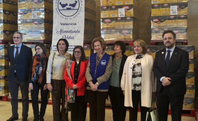 S.M. la Reina doña Sofía se interesa por la situación de las entidades de autismo de Valencia