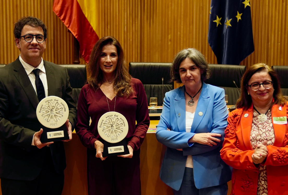 Shine Iberia y Mediaset reciben el premio Amigo del Autismo