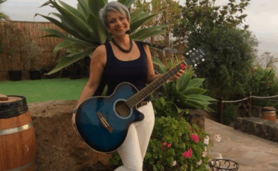 La niña de las preguntas y la mujer con las respuestas